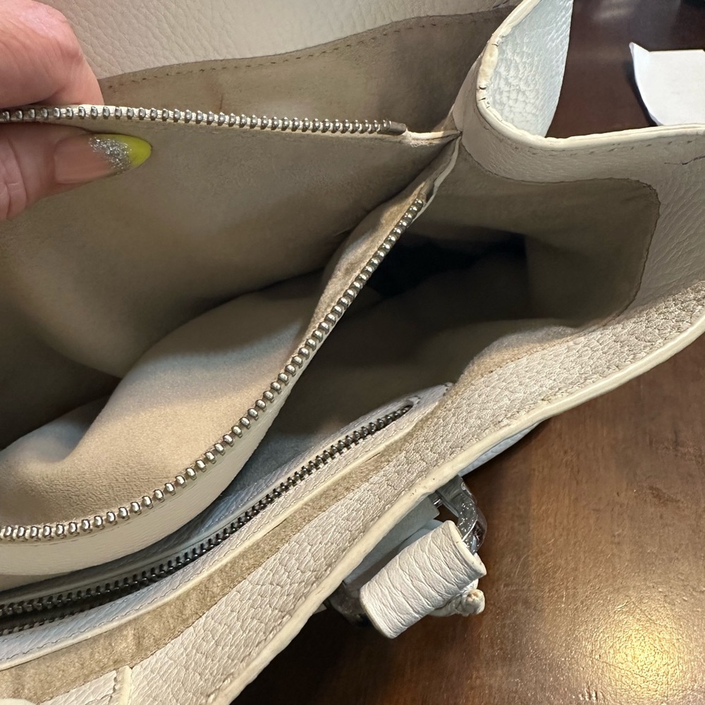 White Leather Purse - Picture 6 of 8
